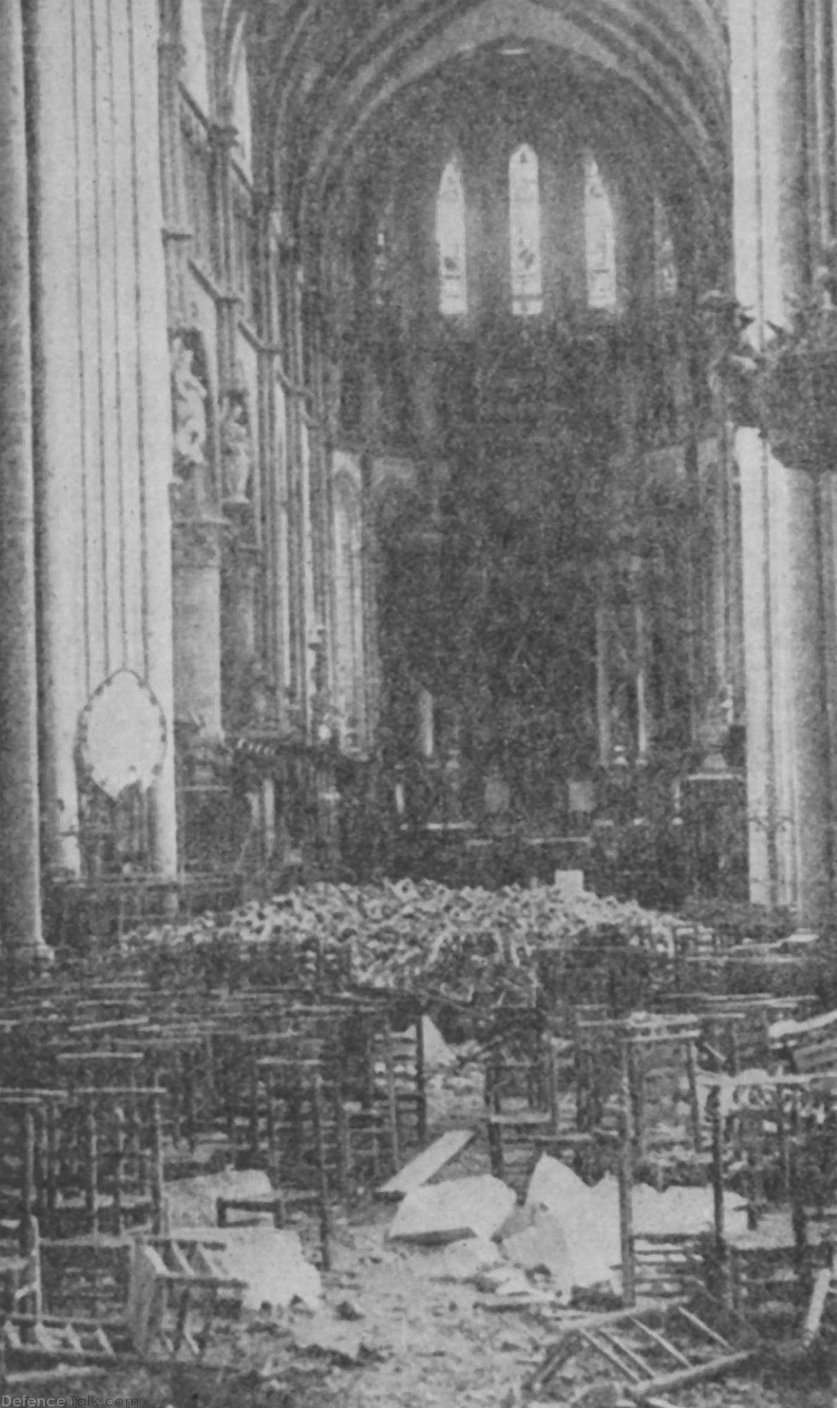 gw_ypres_cathedral_01