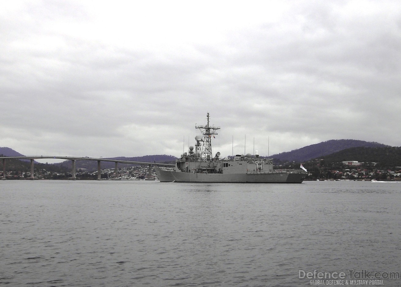 HMAS Newcastle FFG06 at Royal Hobart Regatta Feb 2007