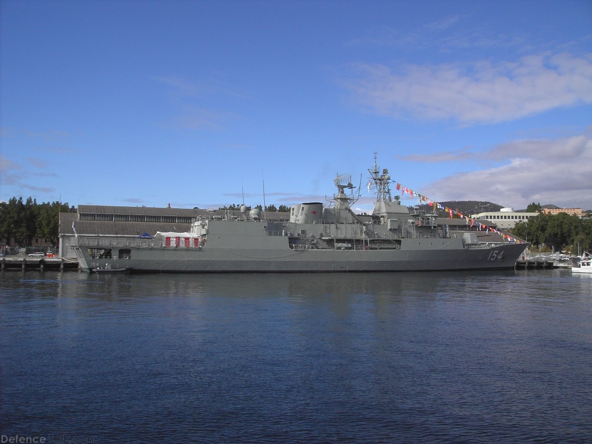 HMAS Parramatta in Hobart Feb 2008