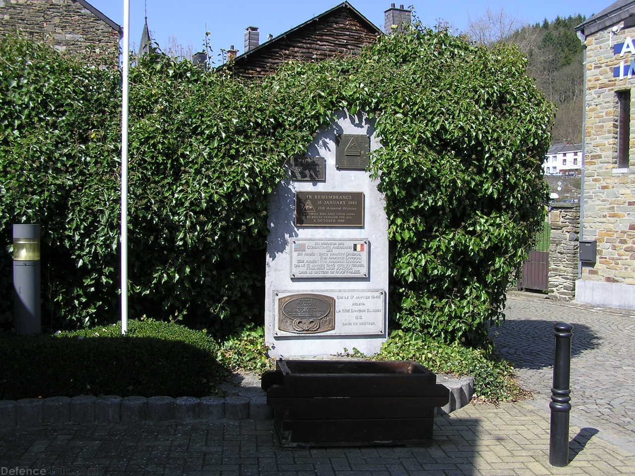 Houffalize memorial plaques