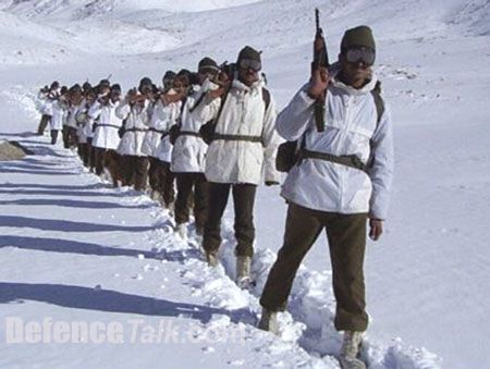 IA troops petrolling at high altitude