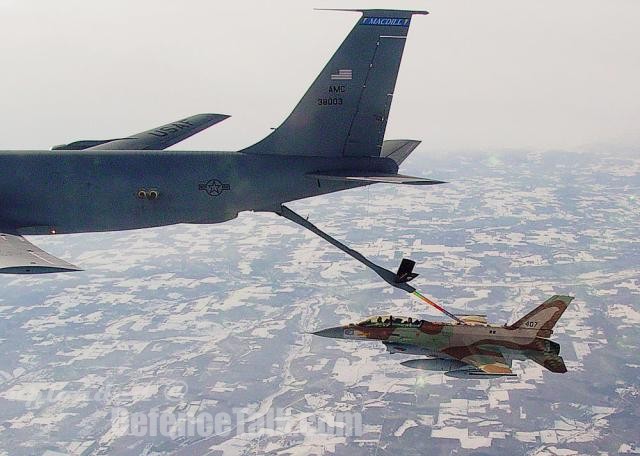 IAF F-6I sufa refueling with KC-135, Israel