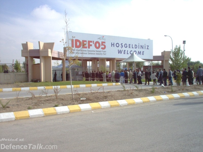 IDEF 2005 - Main Entrance