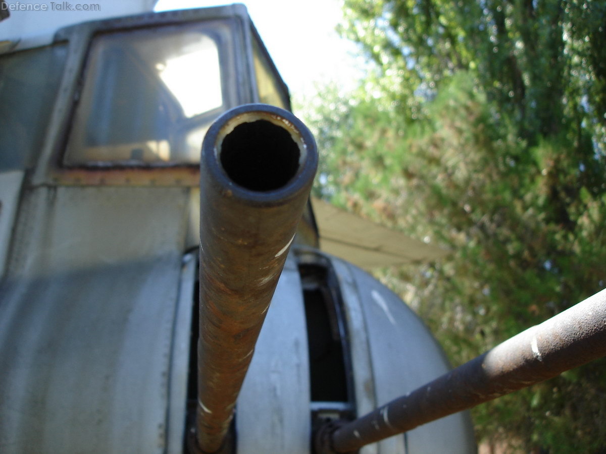 Il-28 Rear gun turret