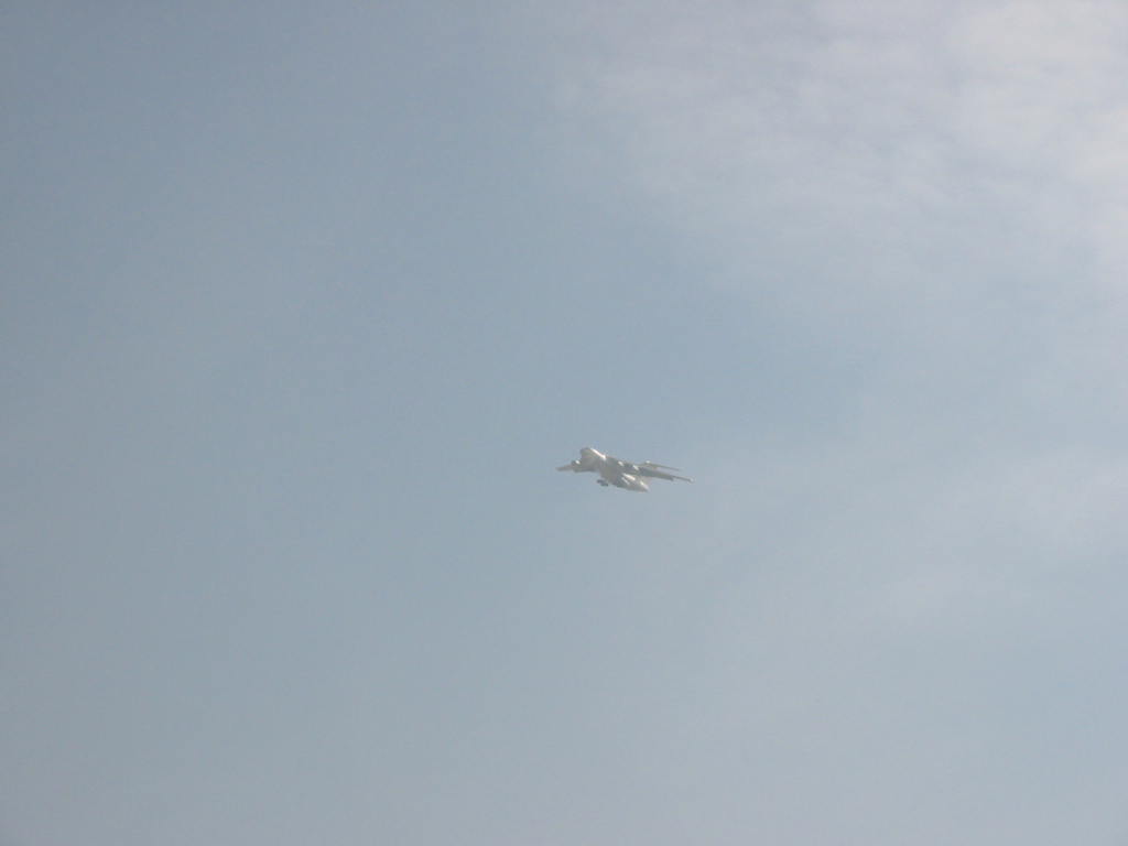 Il-76 landing 1