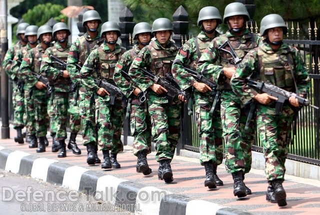 Indonesian soldiers - News Pictures