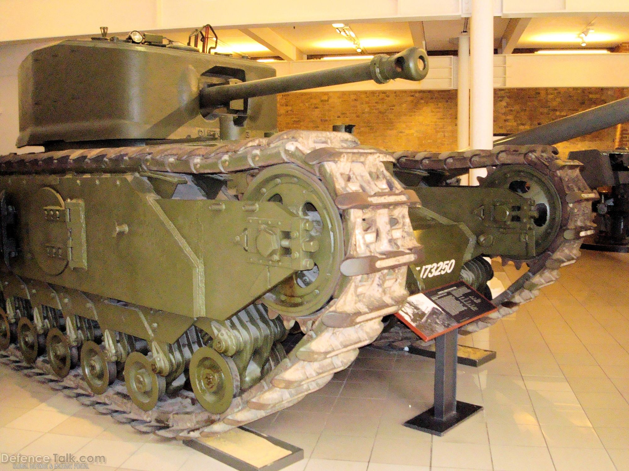 INFANTRY TANK A22 CHURCHILL