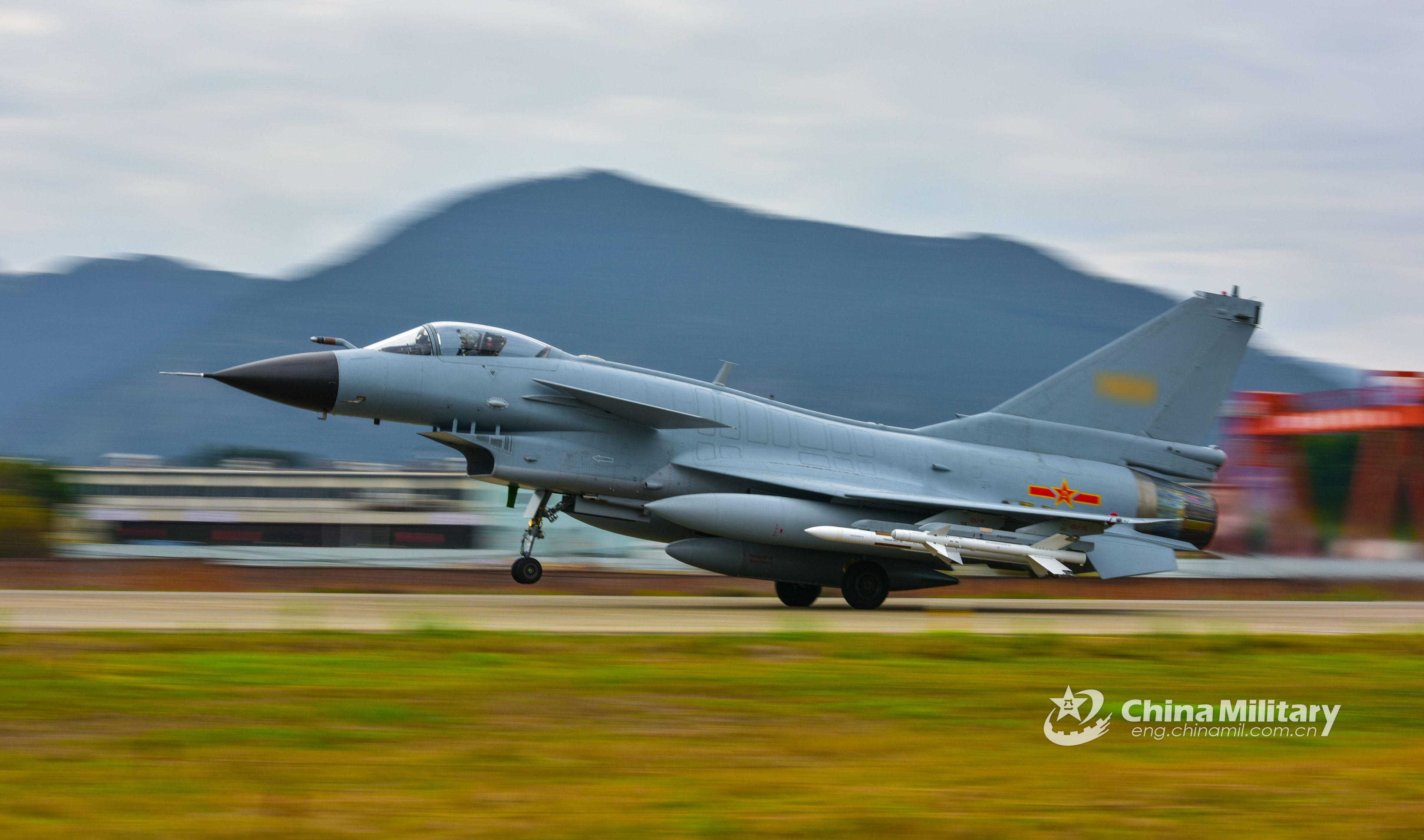 J-10 Fighter Jet - Chinese Air Force