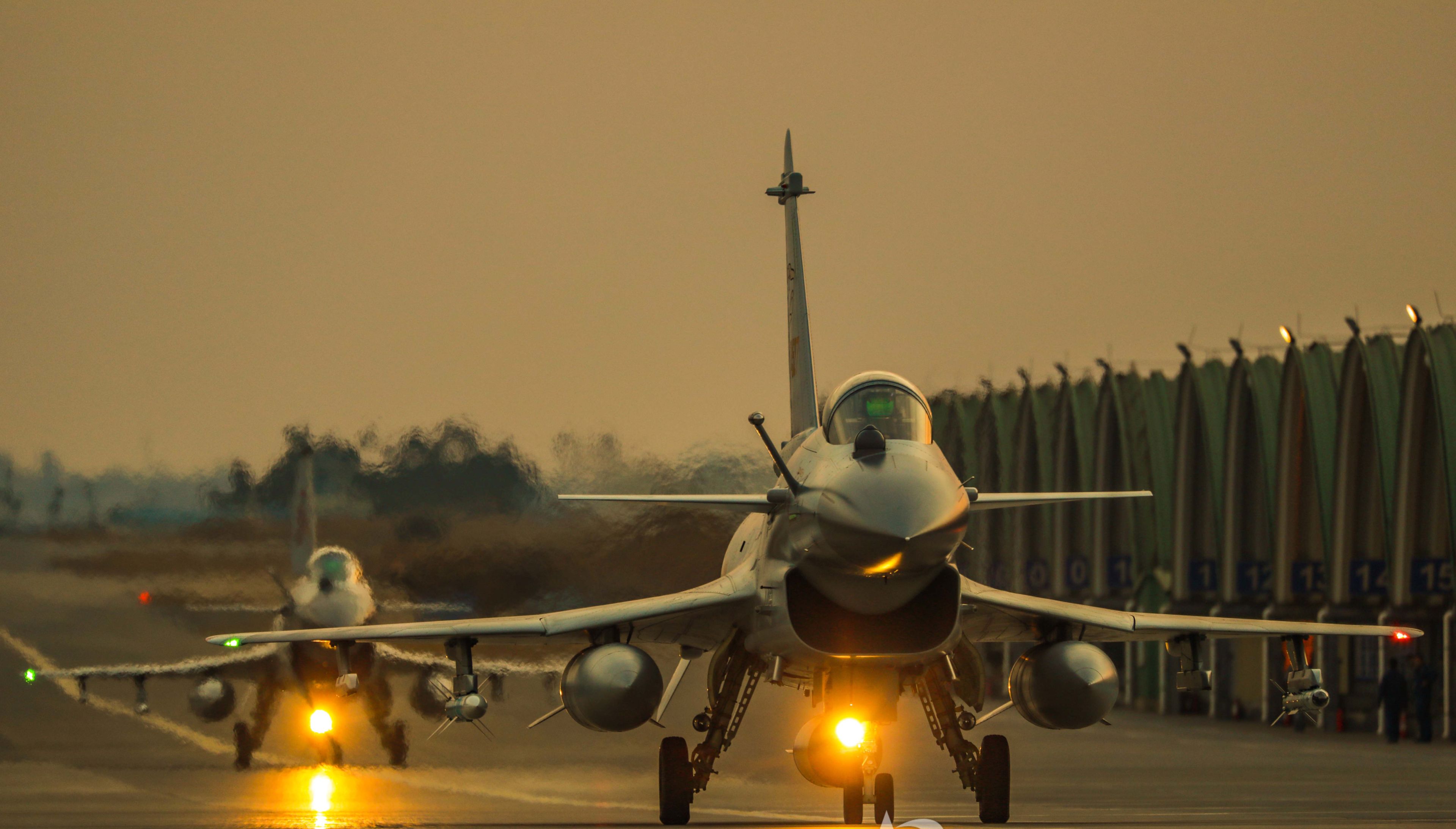J-10 Fighter Jets - Chinese Air Force