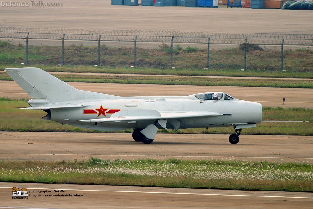 J-6 (Mig-19) at Airshow China 2010