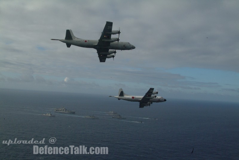 Japanese Navy P-3 Orion Takes flight- RIMPAC 2006