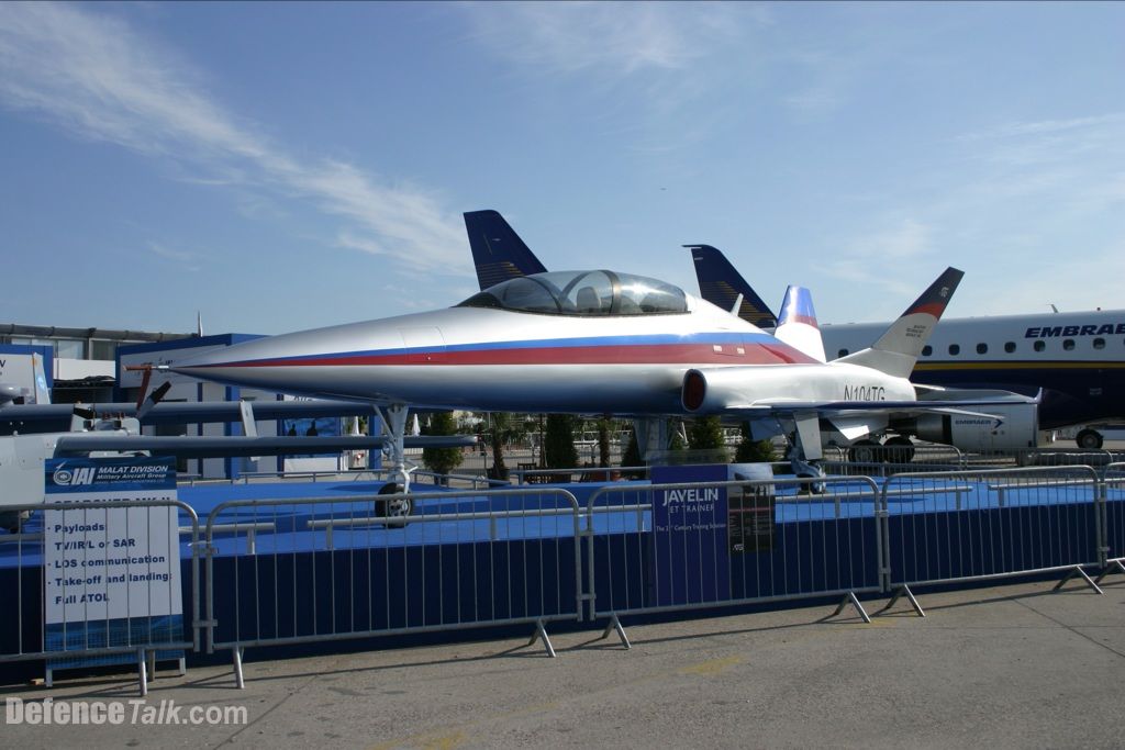 Javelin 5th generation jet trainer at Paris airshow 2005