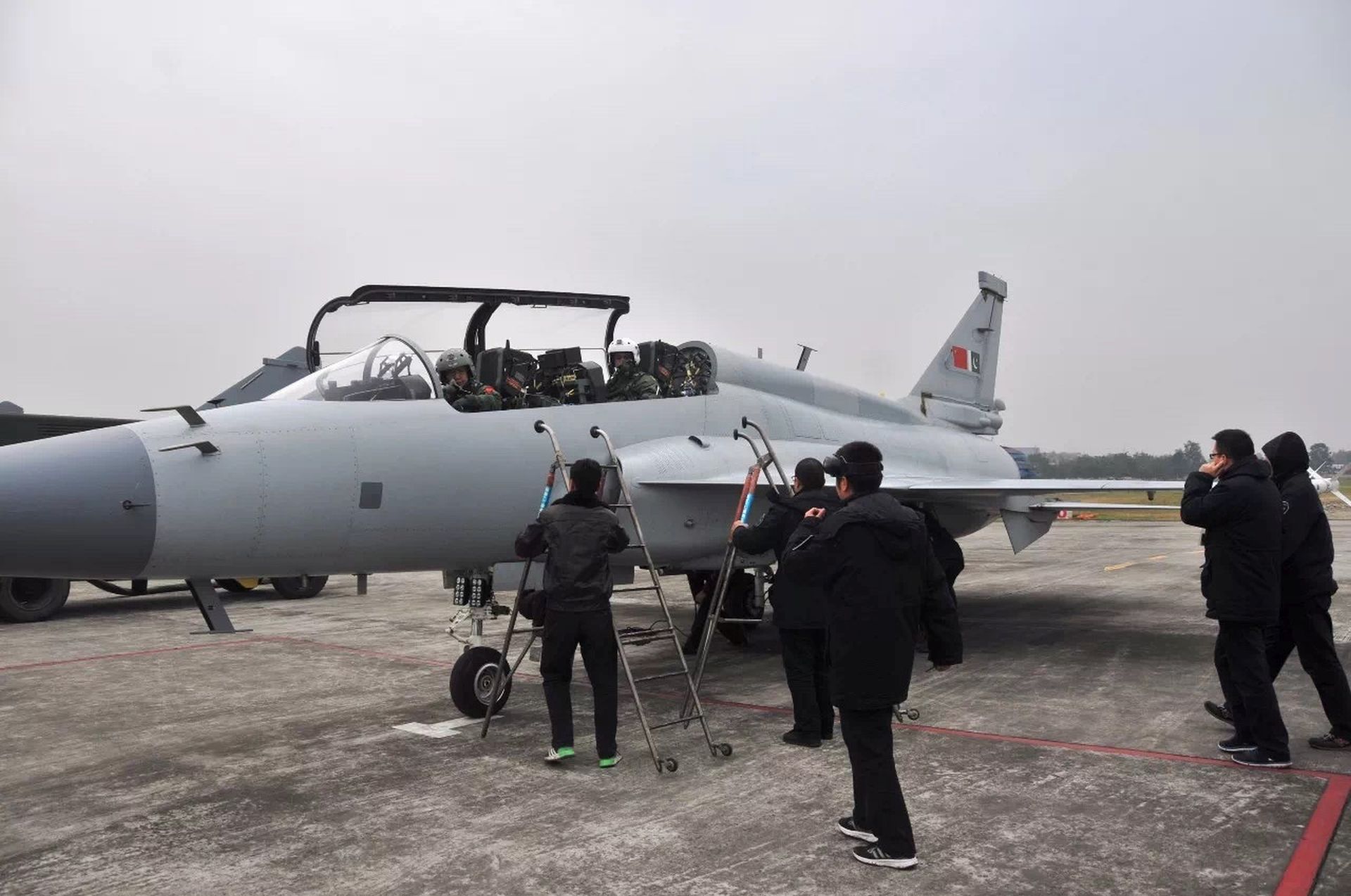 JF-17B Dual Seat Fighter Jet - PAF