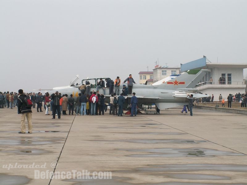 JJ-7 - People's Liberation Army Air Force