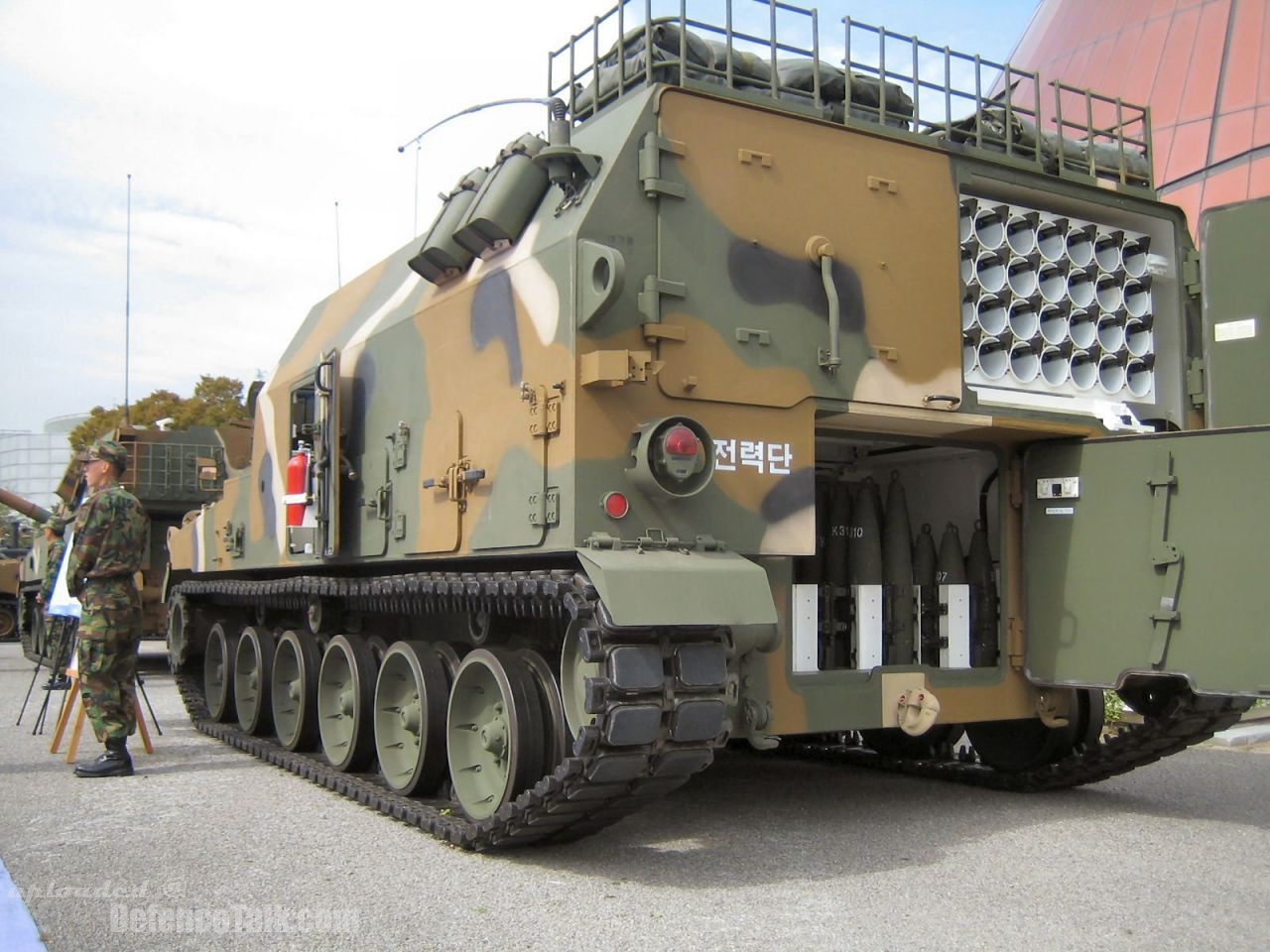 K9 155mm self-propelled howitzer - South Korea Army