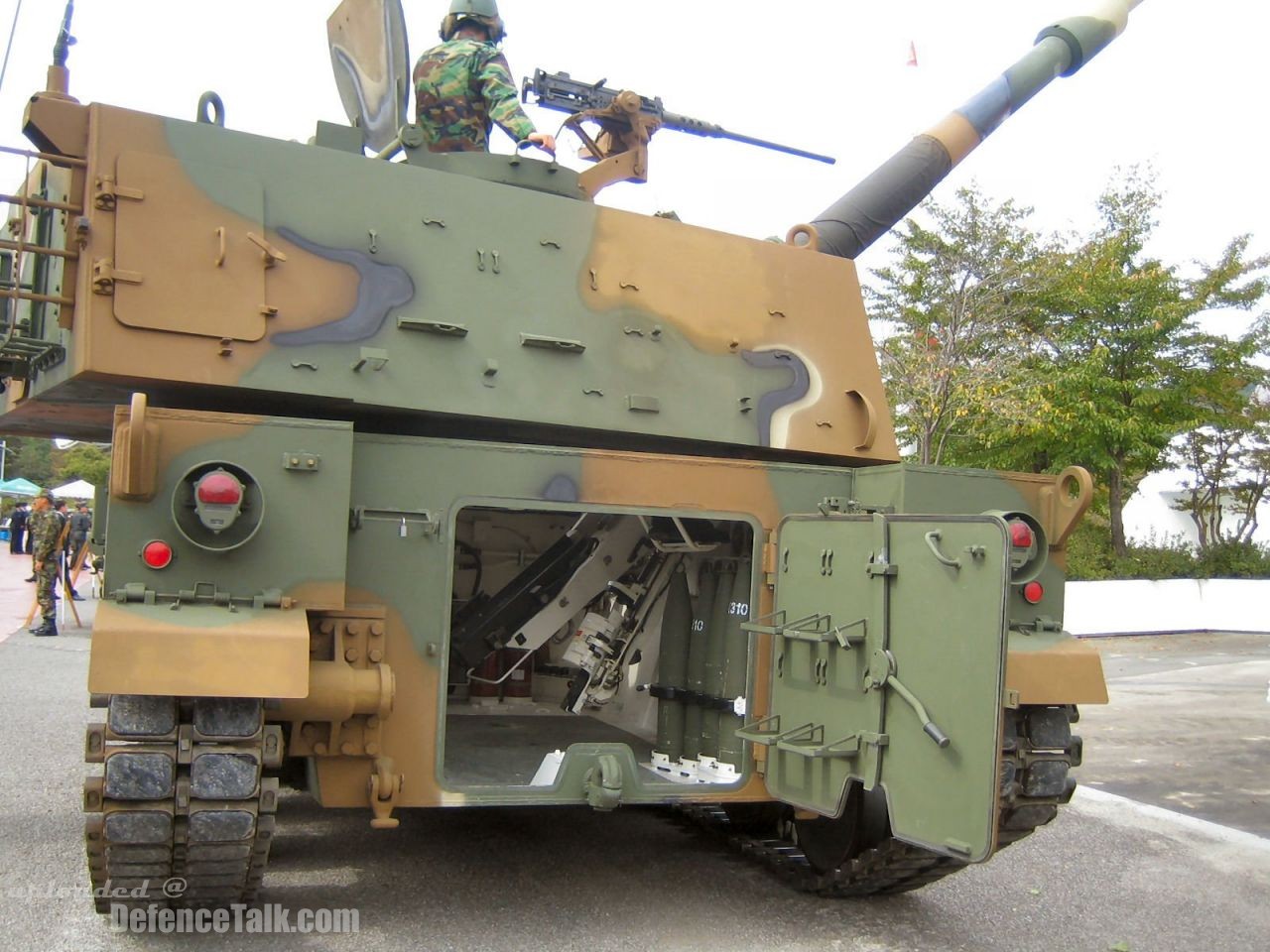 K9 155mm self-propelled howitzer - South Korea Army