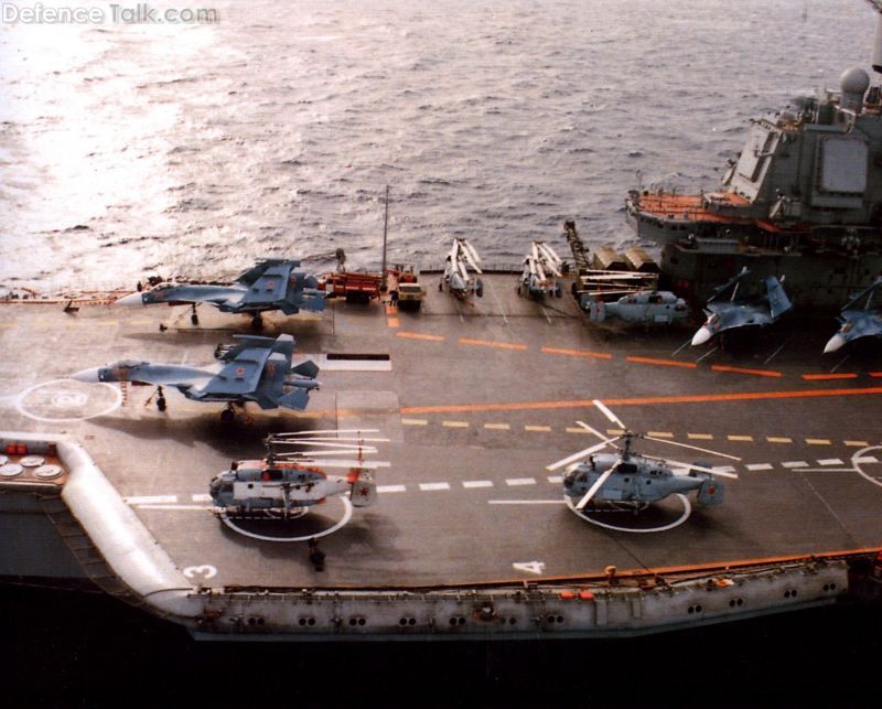 Ka-27 and Su-33 on Kuznetsov