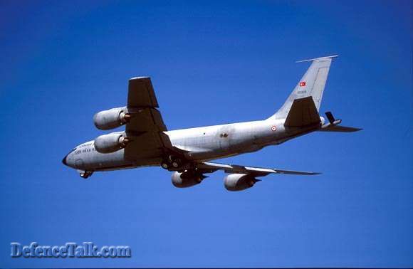 KC-135 R