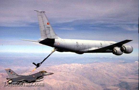 KC-135 R