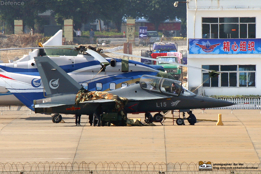 L-15 at Airshow china 2010