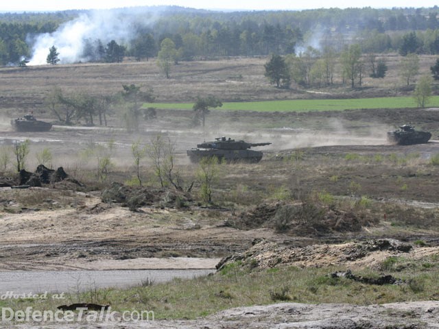 Leopord 2 MBT - European Challenge 2005