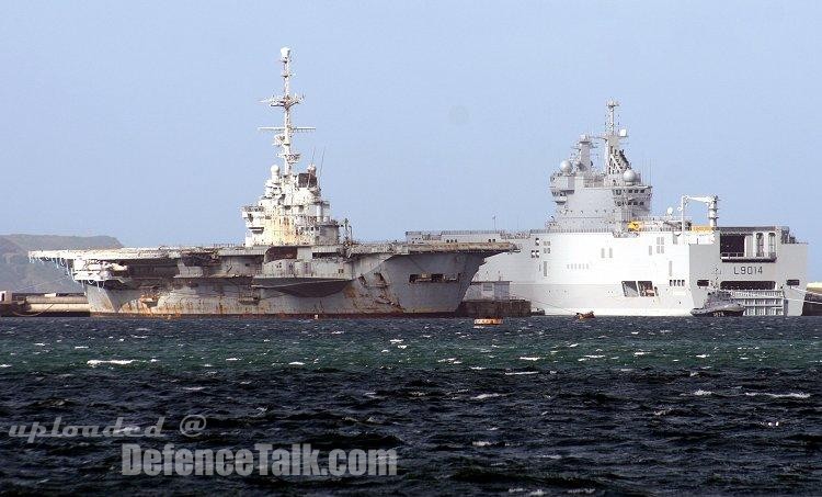 LHD FS Mistral passes laid up FS Clemenceau