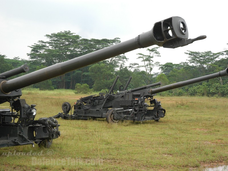 Light Weight Howitzer Pegasus, Singapore