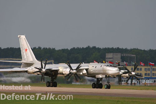 MAKS 2005 Air Show - The Moscow Air Show - Zhukovsky