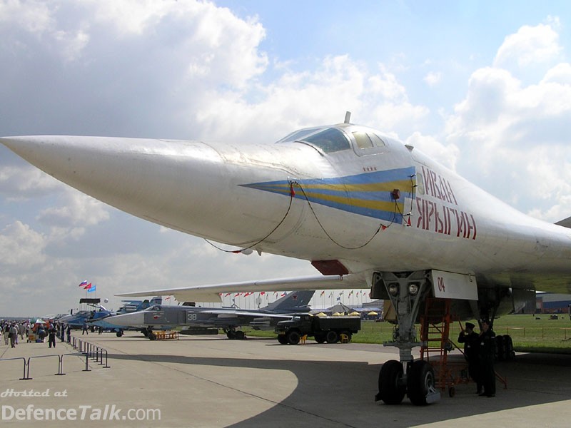 MAKS 2005 Air Show -  Tu 160 Strategic Bomber Russian AF