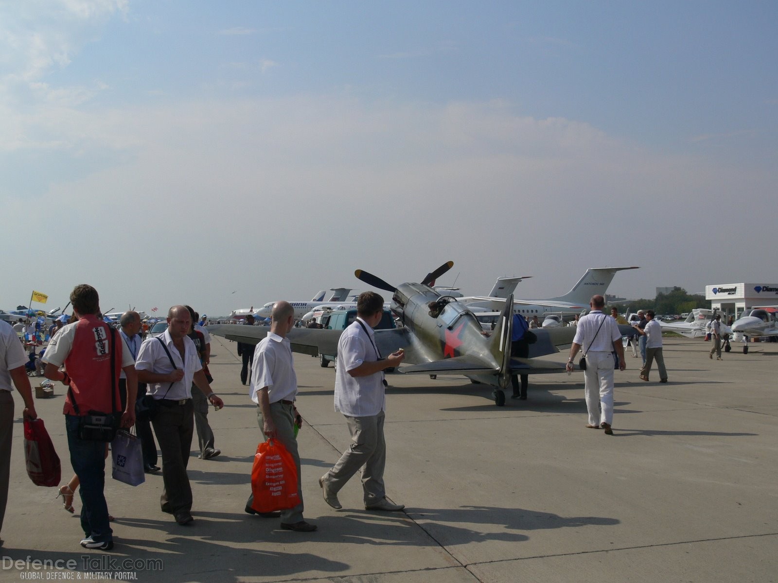 - MAKS 2007 Air Show