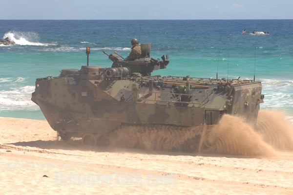 Marines with an Amphibious Assault Vehicle (AAV) - RIMPAC 2006
