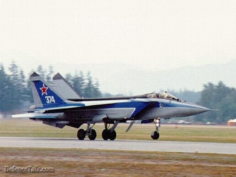 MiG-31E Foxhound