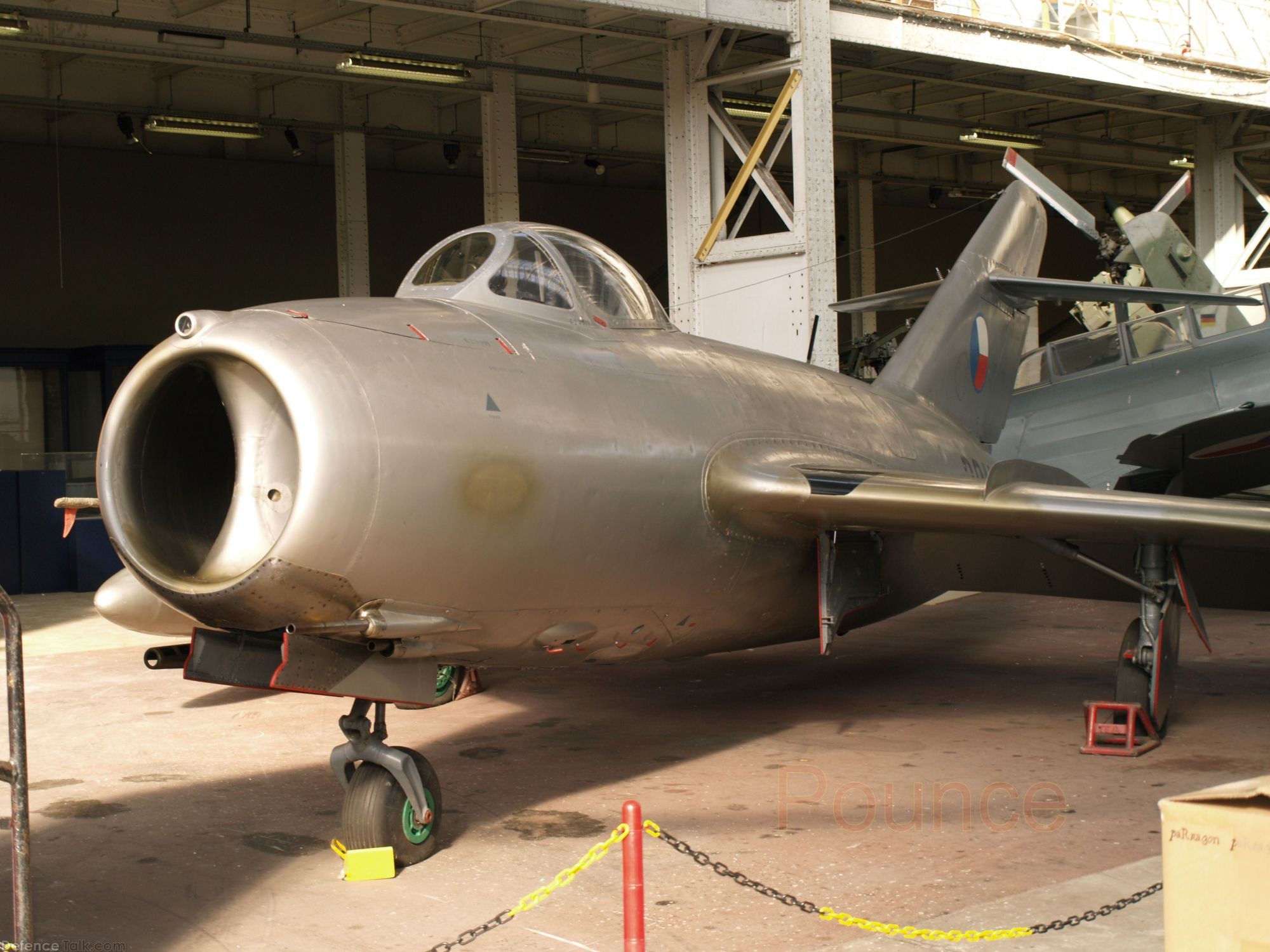 Mikoyan-Gurevich MiG-15