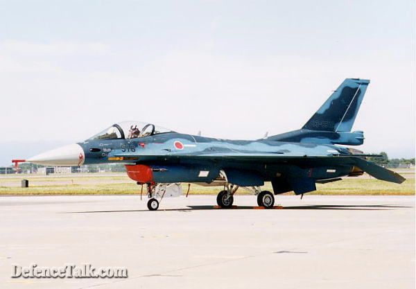 Mitsubishi F-2.