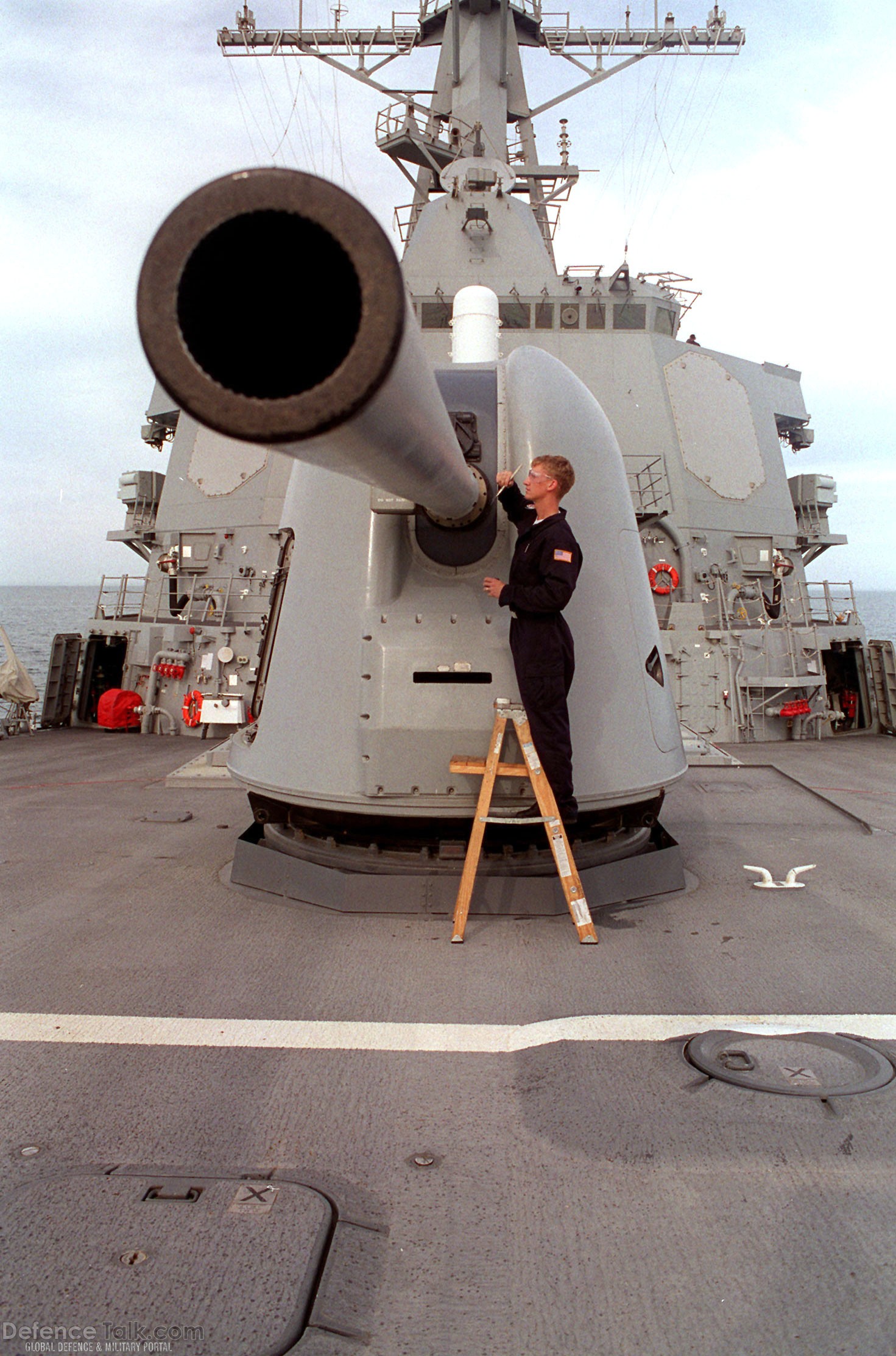 MK 45 gun, DDG-62 - US Navy