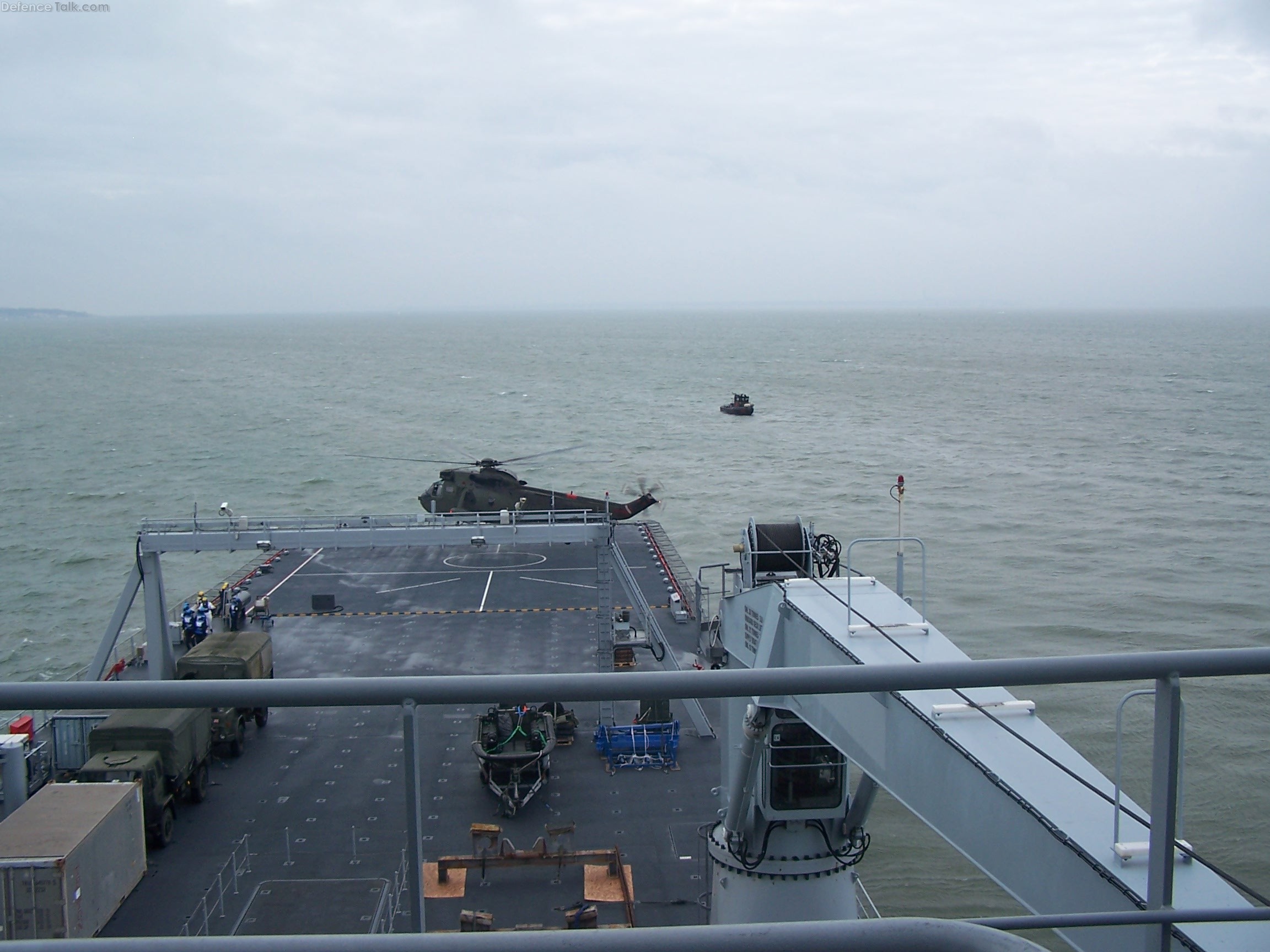 Mounts Bay - Helo on deck#1