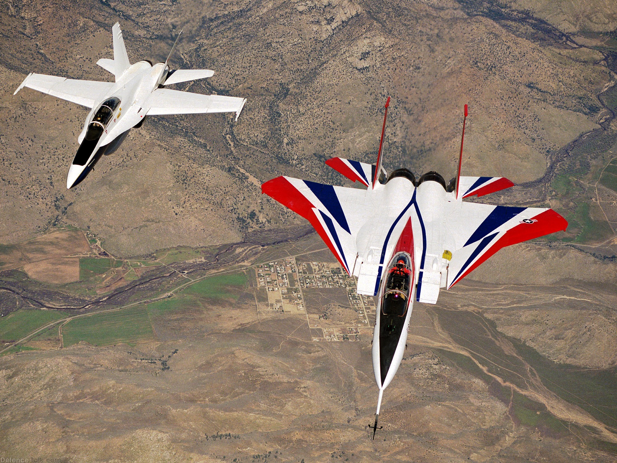 NASA F-15B ACTIVE and F/A-18