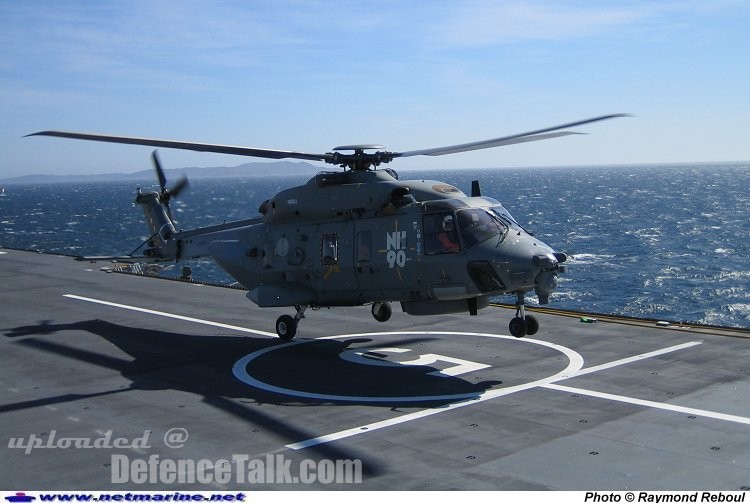 NH-90 landing on FS Mistral