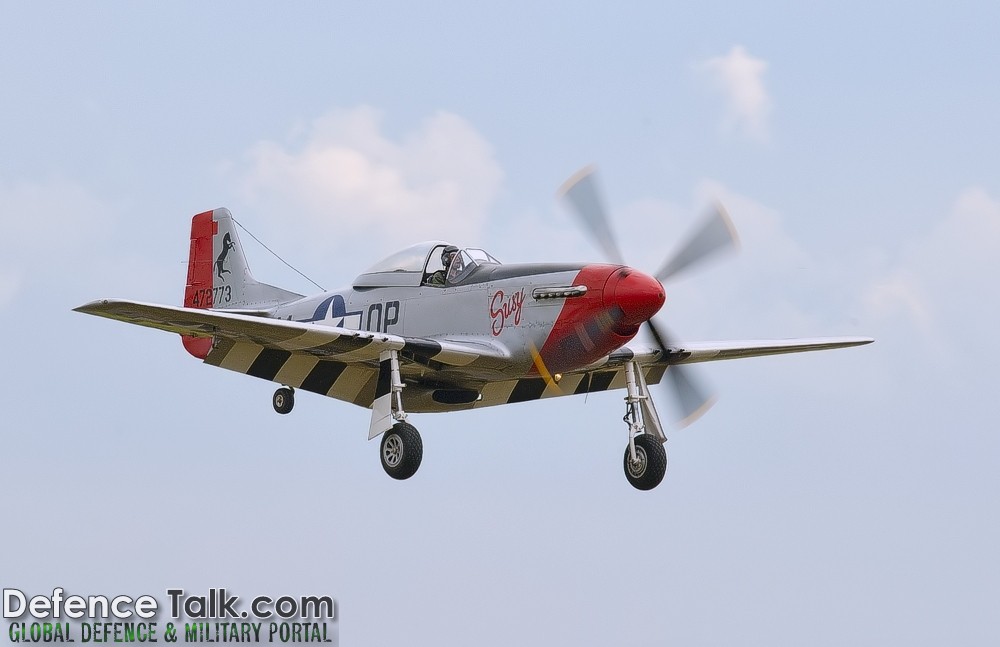 North American P-51 D-25-NA Mustang - US Air Force