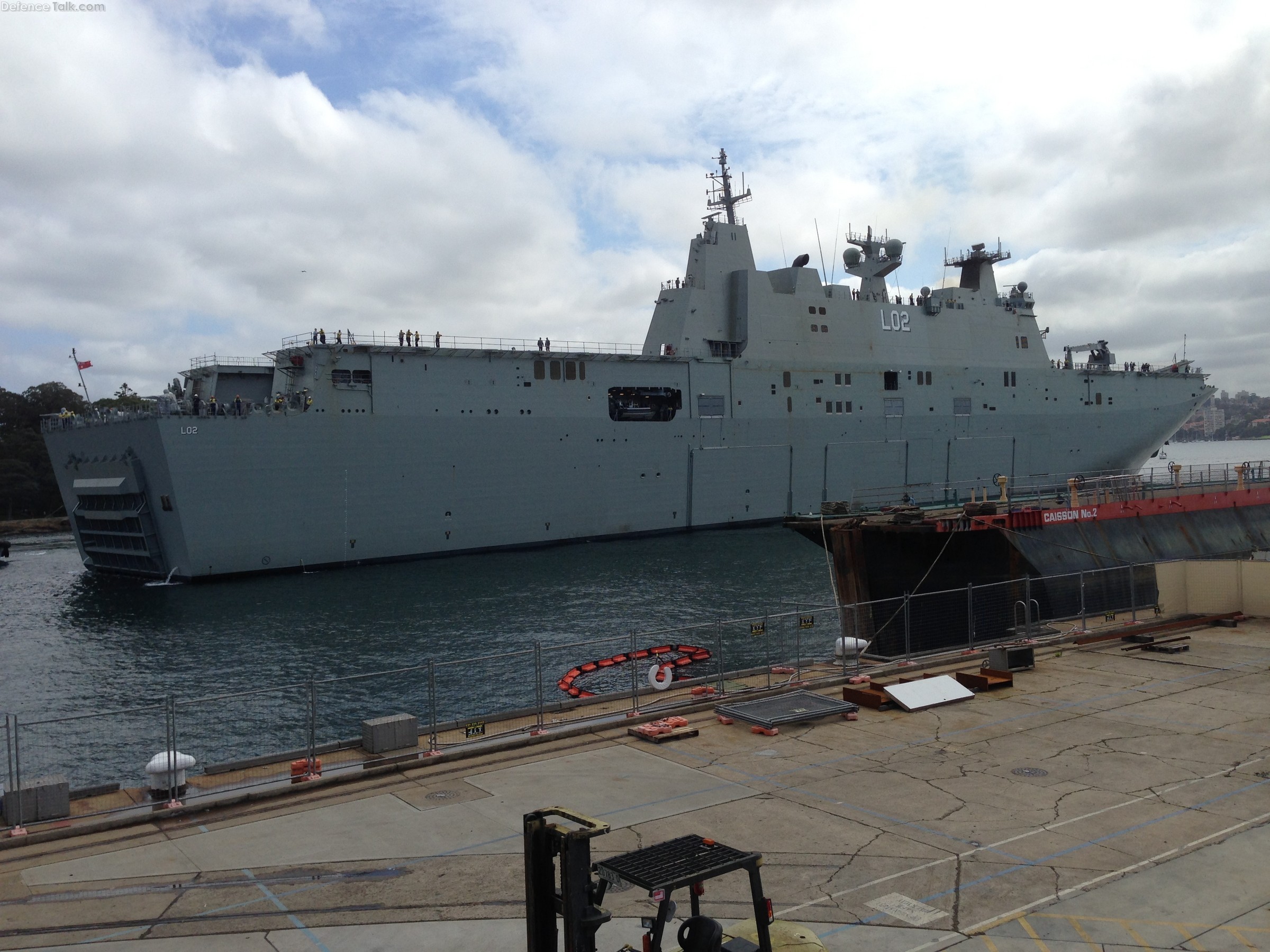 NUship Canberra Arriving in Sydney