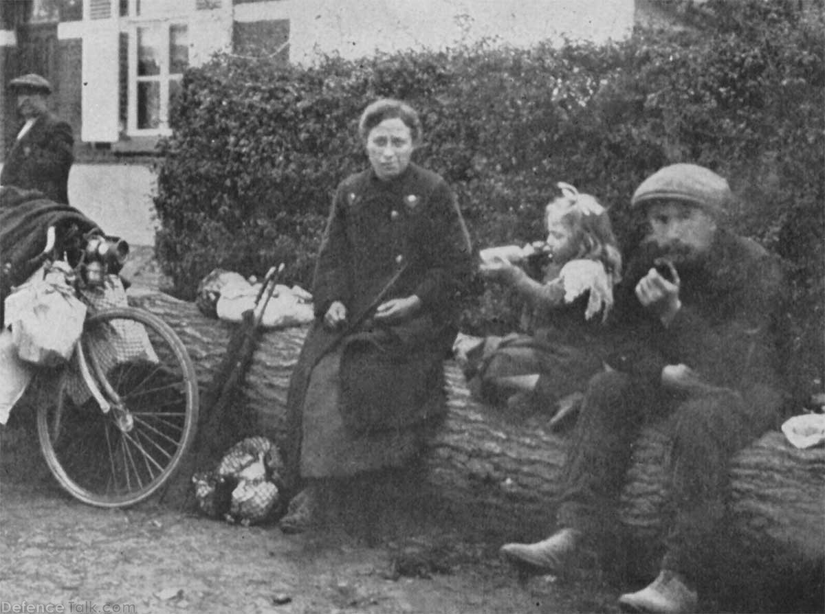 nw_belgian_refugees_01