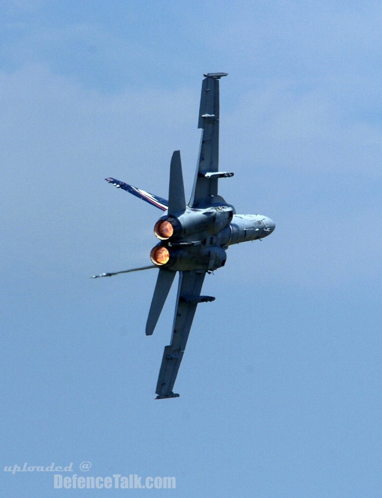 Oceana Air Show 2005 - F/A-18C Hornet