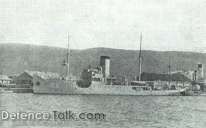 Old submarine rescue ship Spasilac