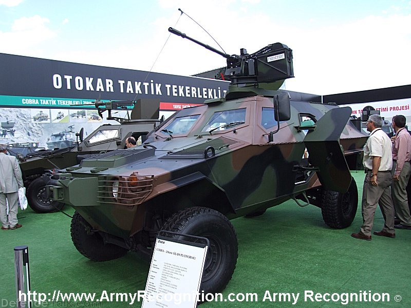 Otokar_Cobra_Nexter_20mm_Gun_Turkish_IDEF_2007_001