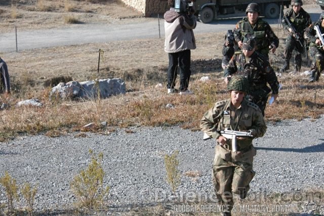 Pakistan China Armed Forces - Friendship 2006