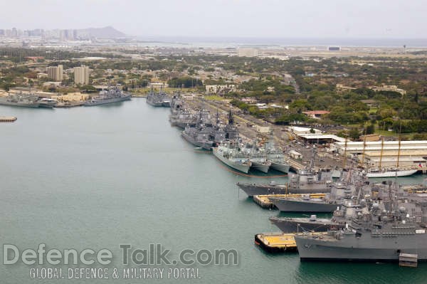 Pearl Harbor, Hawaii - US Navy, RIMPAC 2006