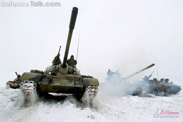 PLA  Xinjiang Military Area Command  armored regiment