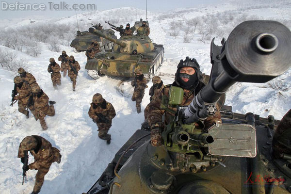 PLA  Xinjiang Military Area Command  armored regiment