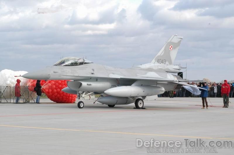 Polish F-16'S