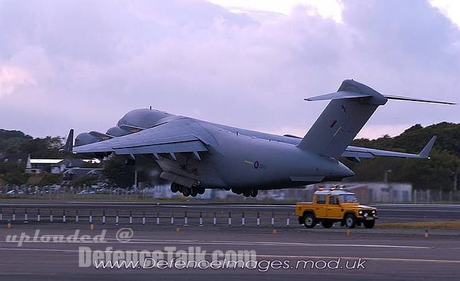 RAF C-17